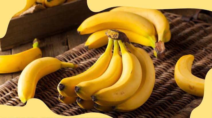 केळी विकून मिळवणार ₹8300 कोटी रुपये