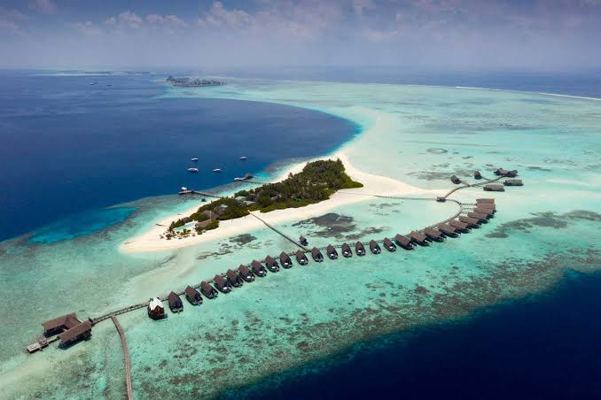 Maldives : मालदिवमधील ‘माल’ शब्दाचा नेमका अर्थ काय; Maldives या बेटाबद्दल सर्वकाही