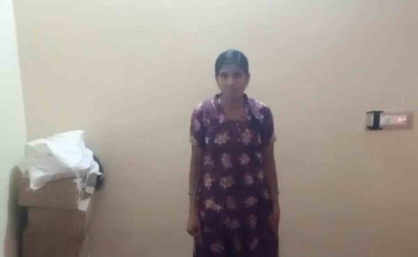 पतीने तब्बल 12 वर्षं पत्नीला घरात कोंडून ठेवलं @कर्नाटक