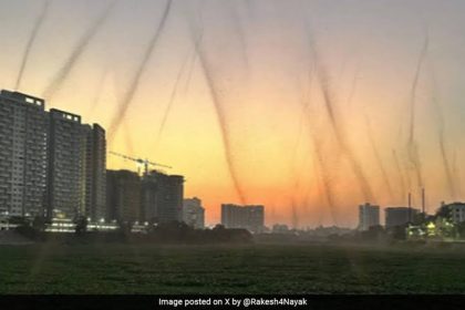 Viral Video Mosquito Tornado Near Kharadi Pune